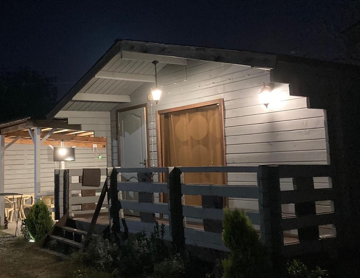 Домики У Лизы Под Ключ Pițunda Exterior foto
